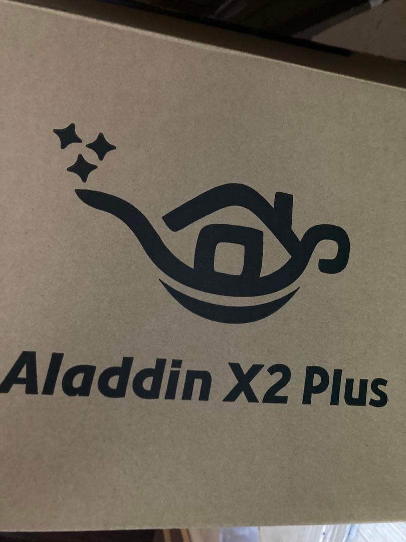 ☆美品☆Aladdin X2 Plus プロジェクター本体 リモコン 外箱付き