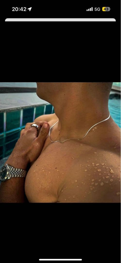 DIFFERENT ゴールドチェーンネックレス