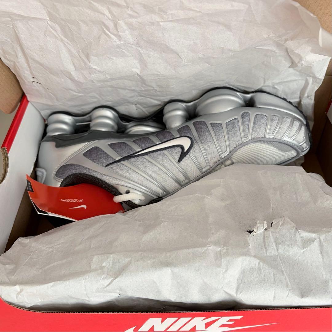完売26cm✨新品NIKE Shox TL IH4466-095 シルバー系