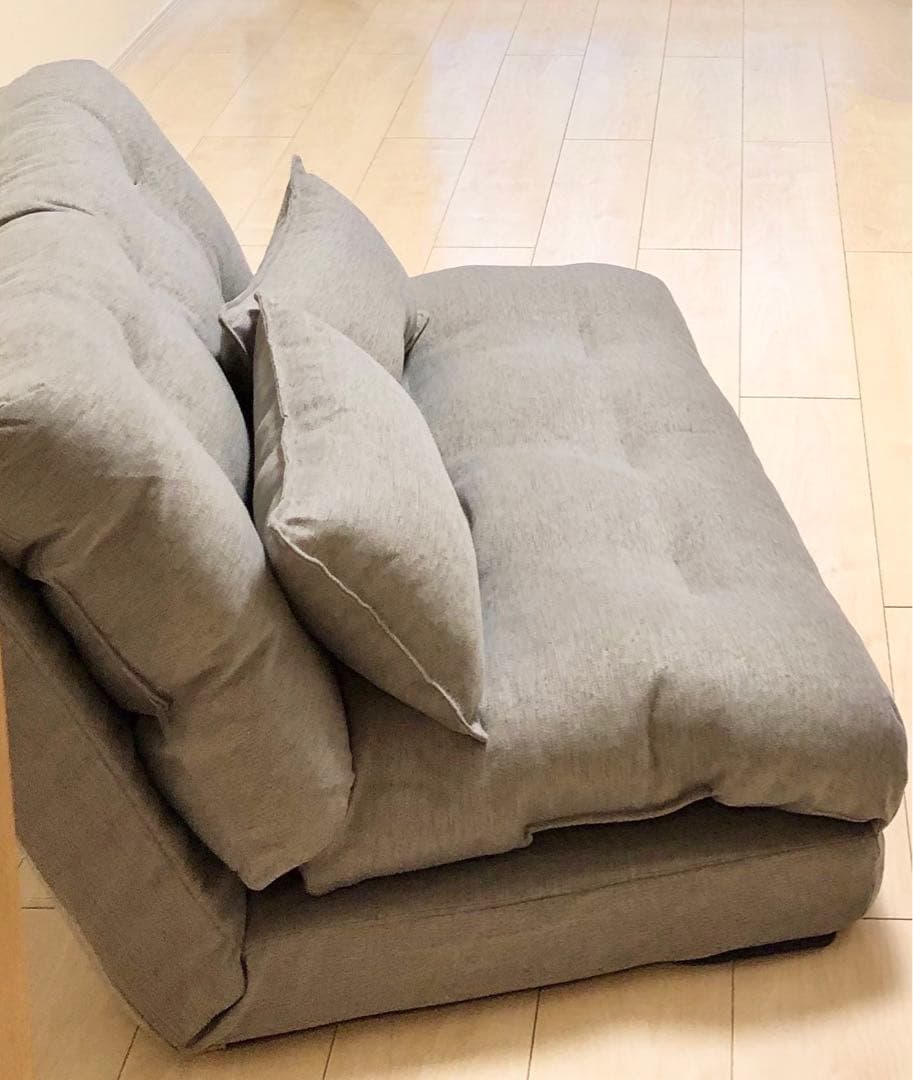 【送料込み】4WAYソファーベッド（クッション付）