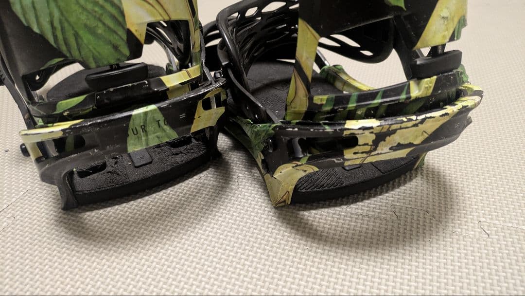 BURTON CARTEL Reflex Mサイズ