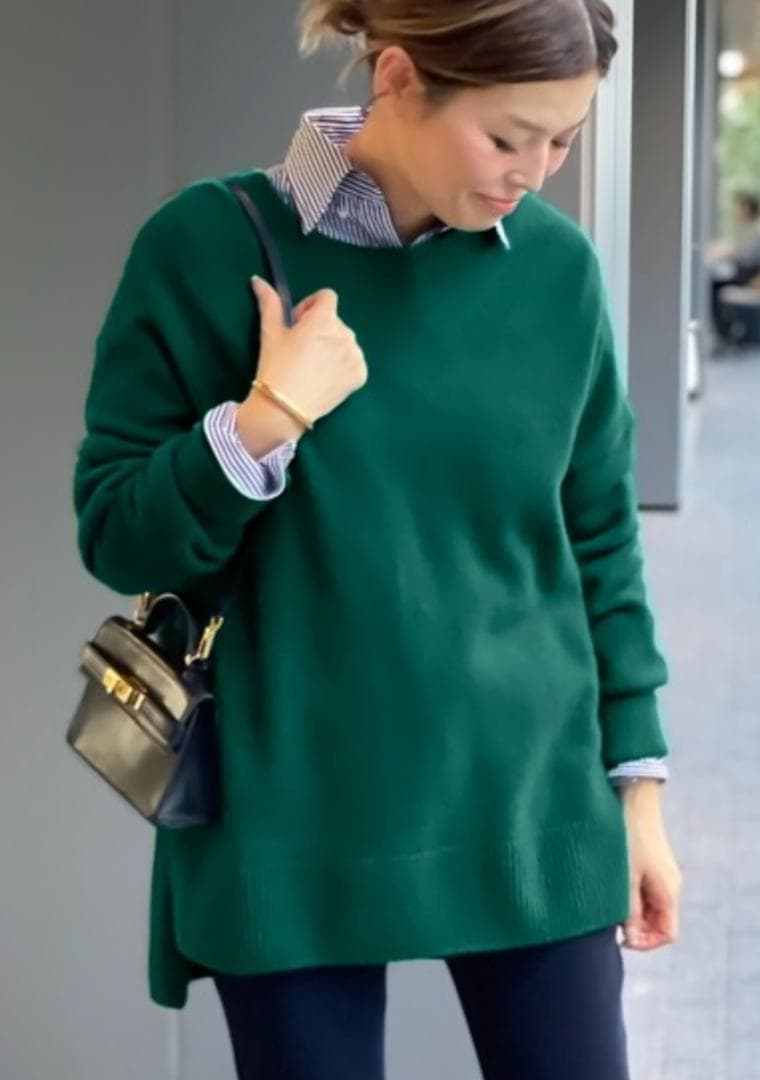 ミューズドゥドゥーズィエムクラス　OLBIA クルーネック プルオーバー