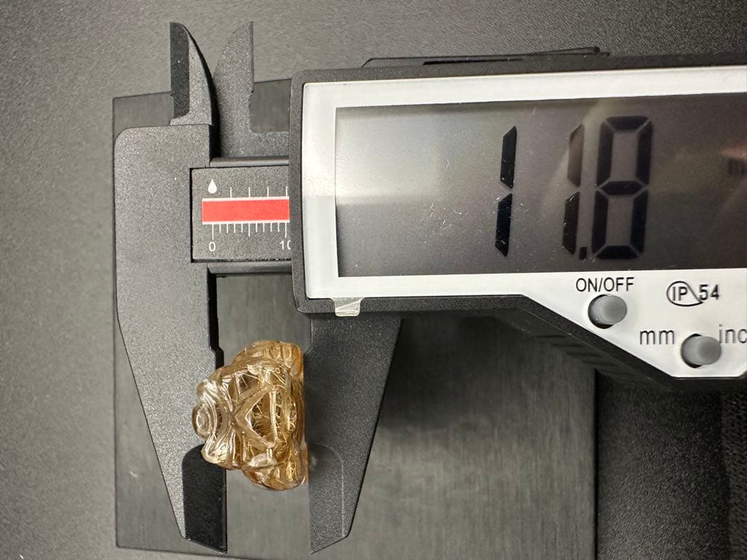 ルチルクォーツ貔貅（オレンジ）貴重です！