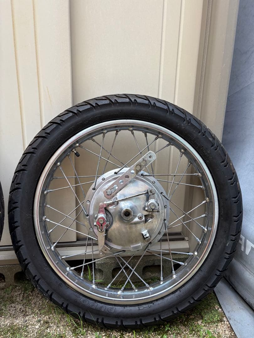 CB400T リアだけ