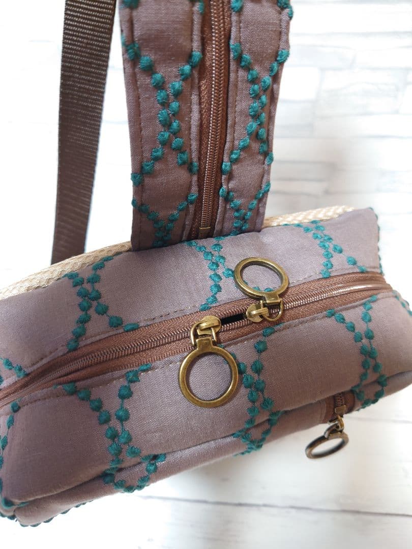 tambourine　Bordeaux　ミナペルホネン　ボディバッグ リュック