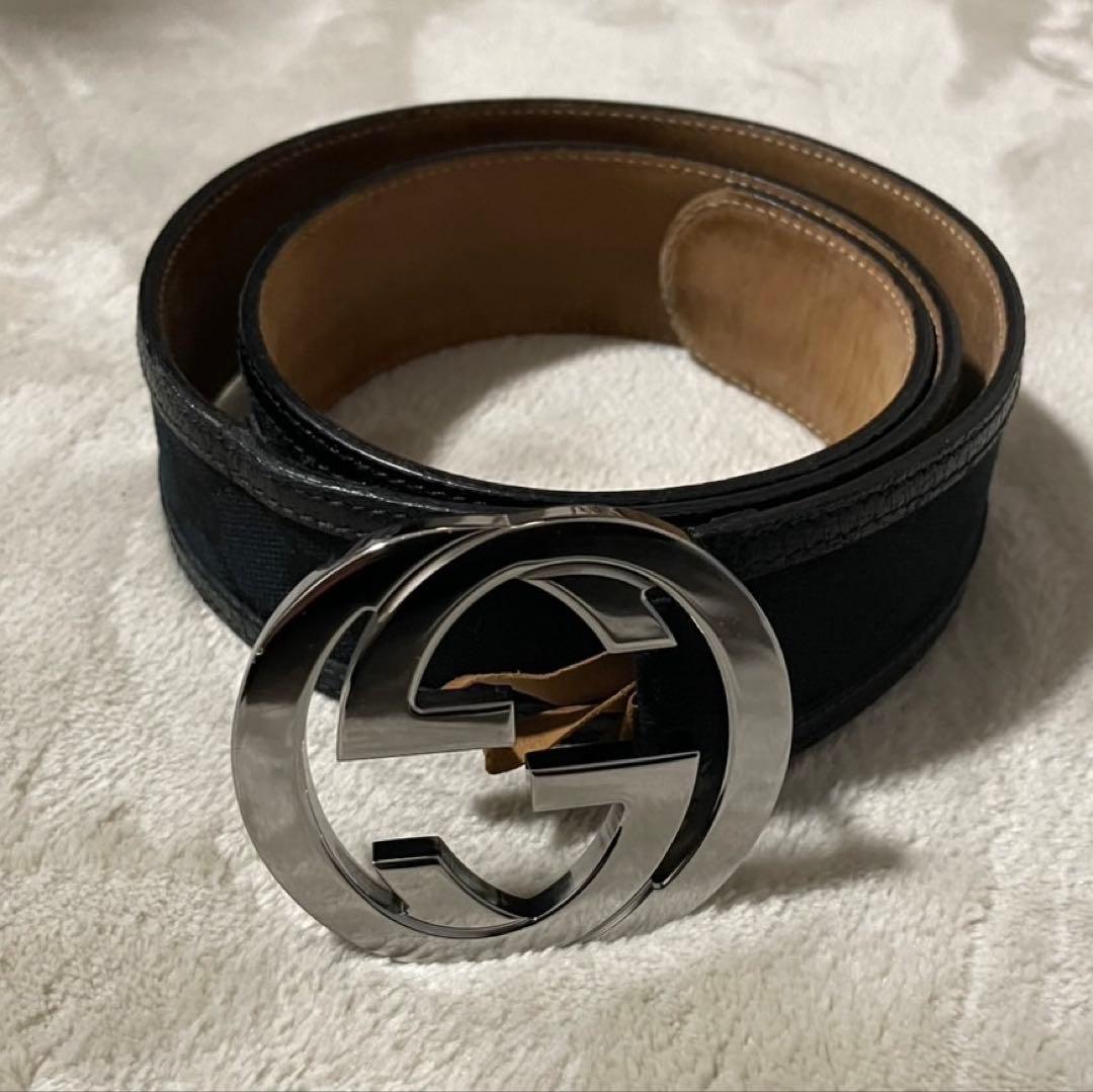 Gucci ブラック ベルト GGロゴ