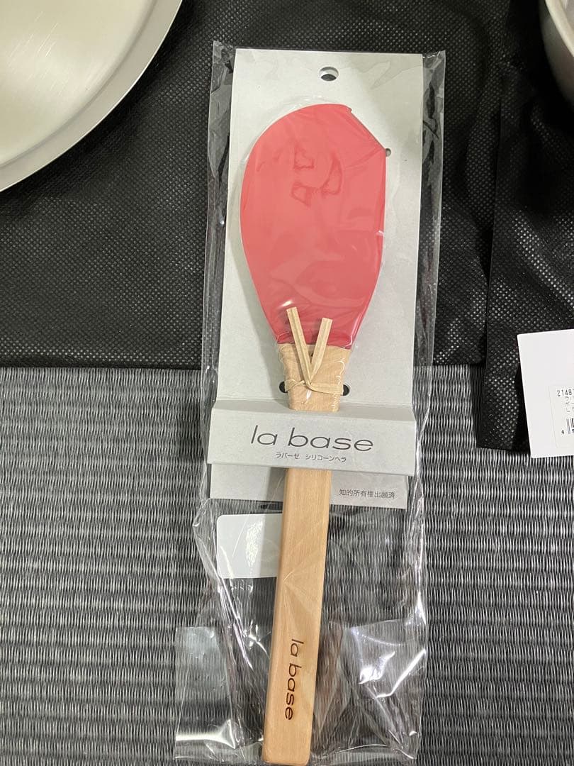 ラバーゼ　ステンレスボウル　丸型ザル　シリコーンヘラ　スポンジ　5点セット