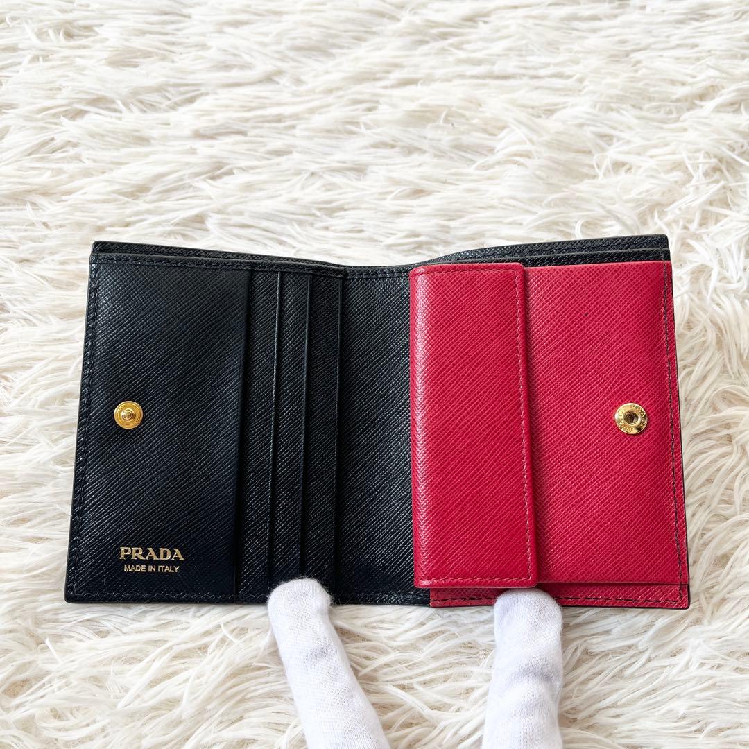 美品✨PRADA プラダ　二つ折り財布　サフィアーノ　ブラック　1mv204