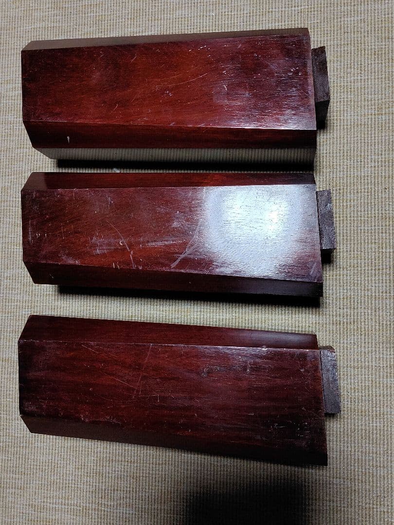 紫檀のテーブル用　足　３本