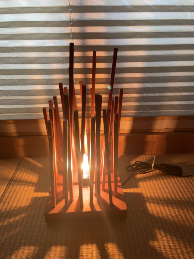 ツーアースリー グローブライト ウォールナット 丹羽望 造形作家 フロアライト