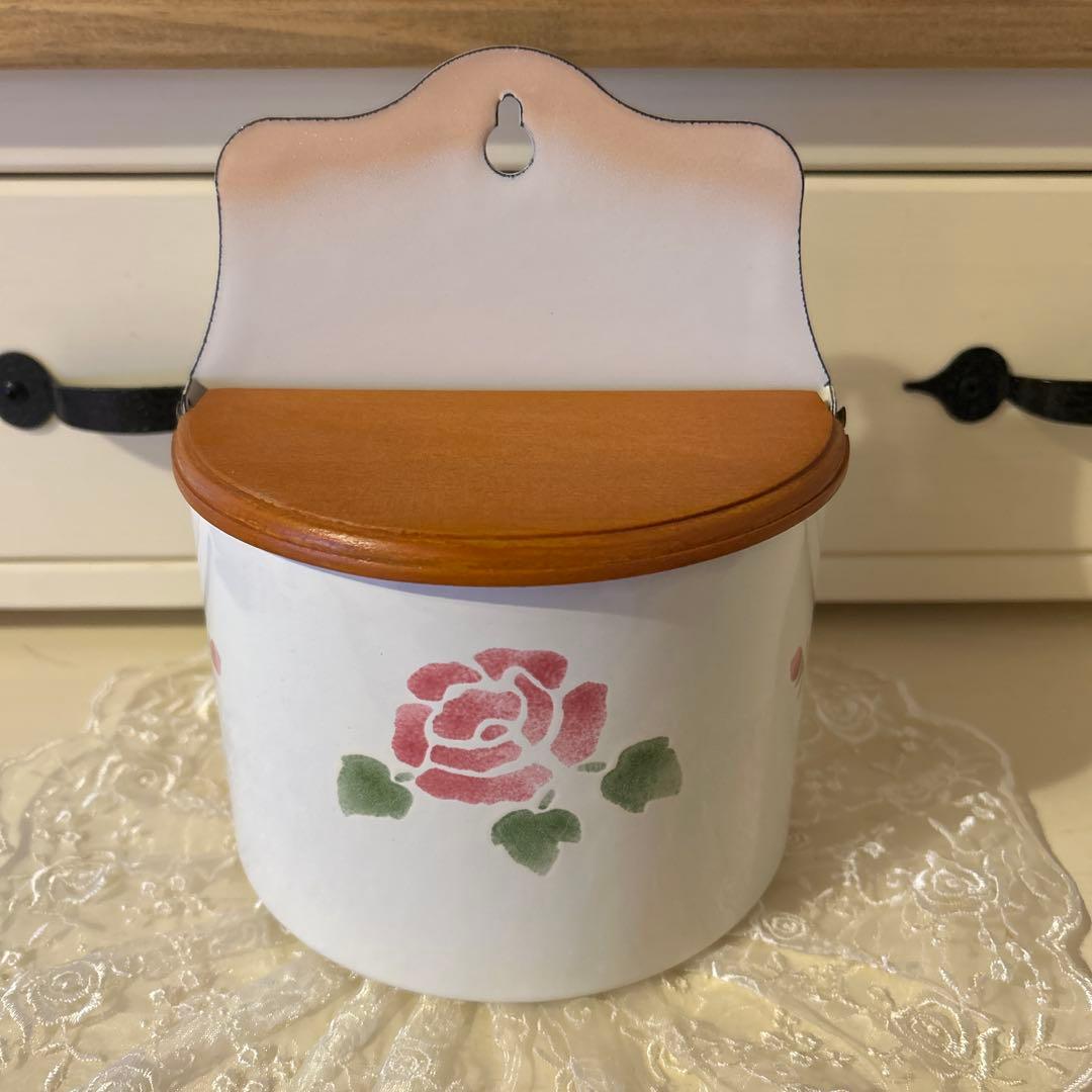 マニー　ホーロー小物入れ