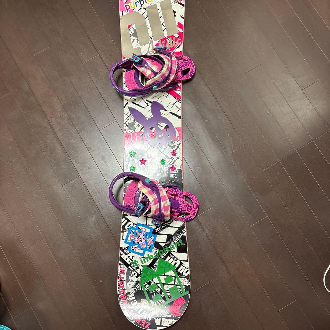 011 artisticスノーボード板 deathlabelビンディン付き