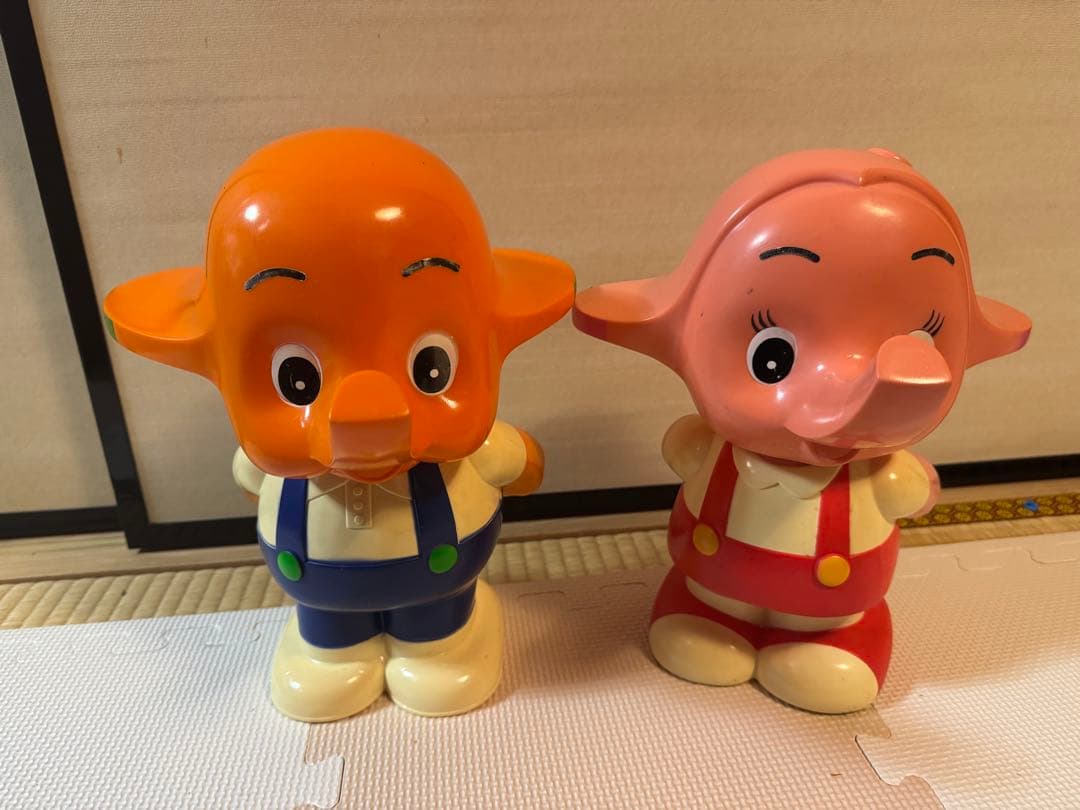 サトちゃん、サトコちゃん　貯金箱