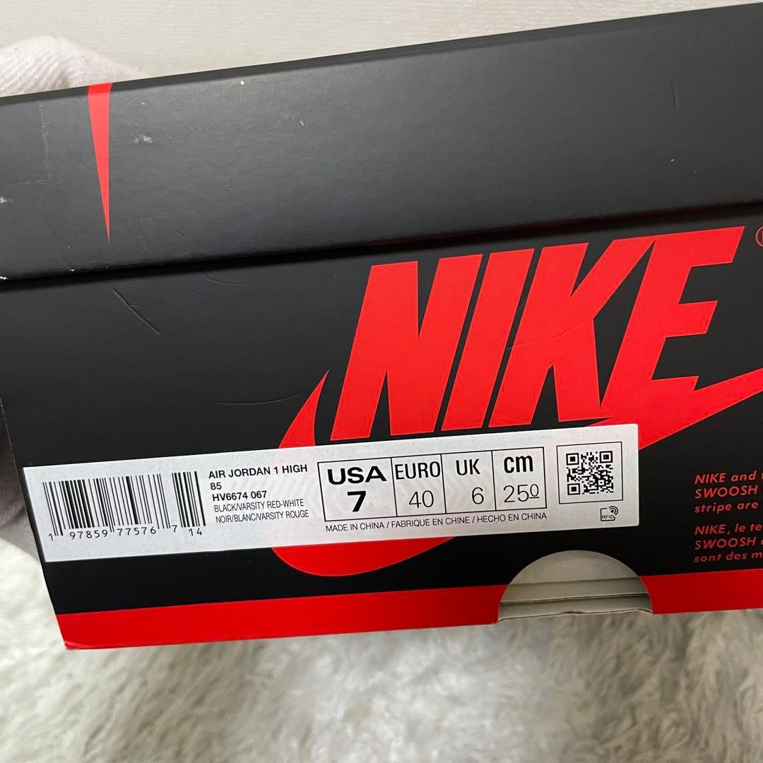 新品 Nike Air Jordan 1 High ’85 Bred ブレッド
