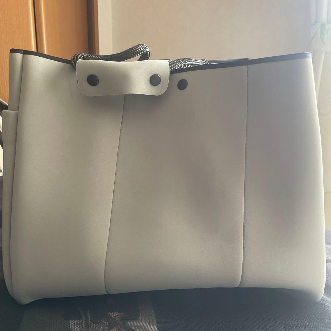 美品　STATE OF ESCAPE トートバッグ ホワイト