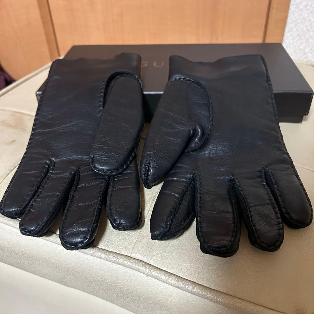 GUCCI ロゴプレートレザーグローブ 革手袋 ブラック