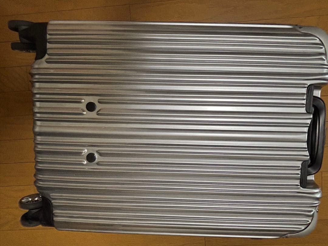 Siffler Trident 68L シルバーキャリーケース　拡張機能付き