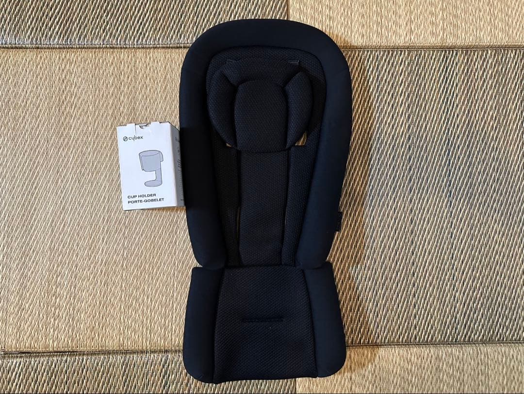 サイベックス　メリオカーボン　2024年モデルブラック cybex MELIO