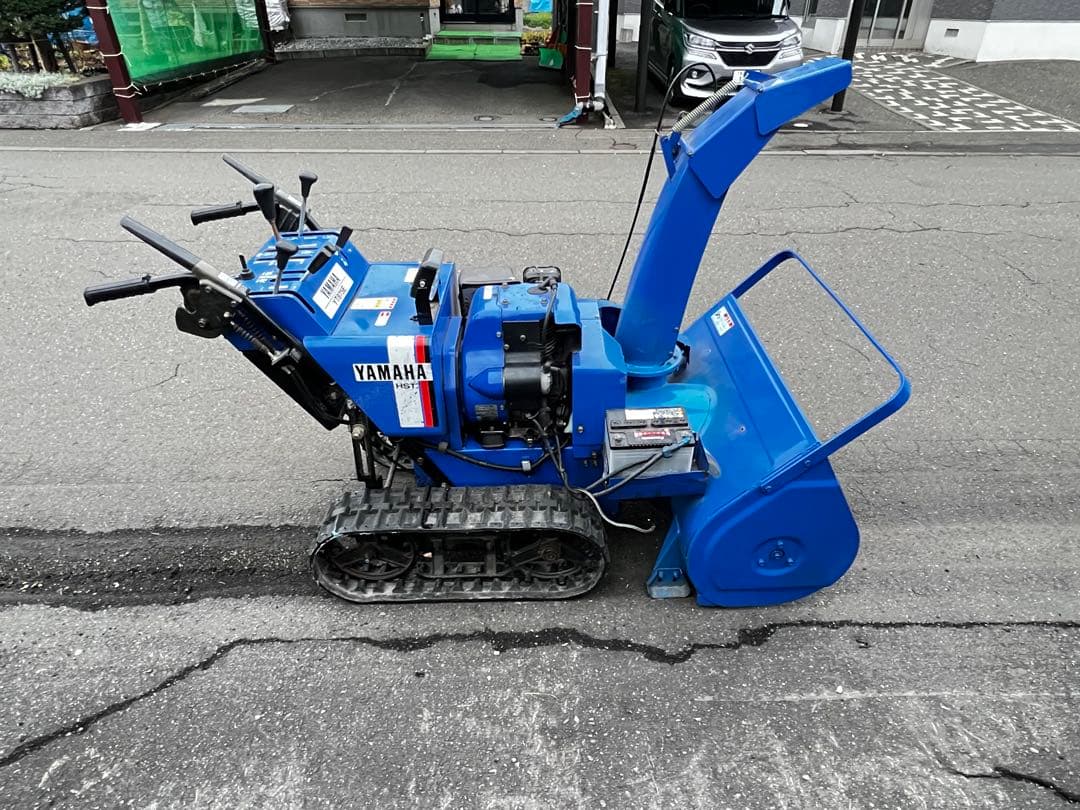 即使用可能！ヤマハ 除雪機 YT875E 電動シューター　8馬力
