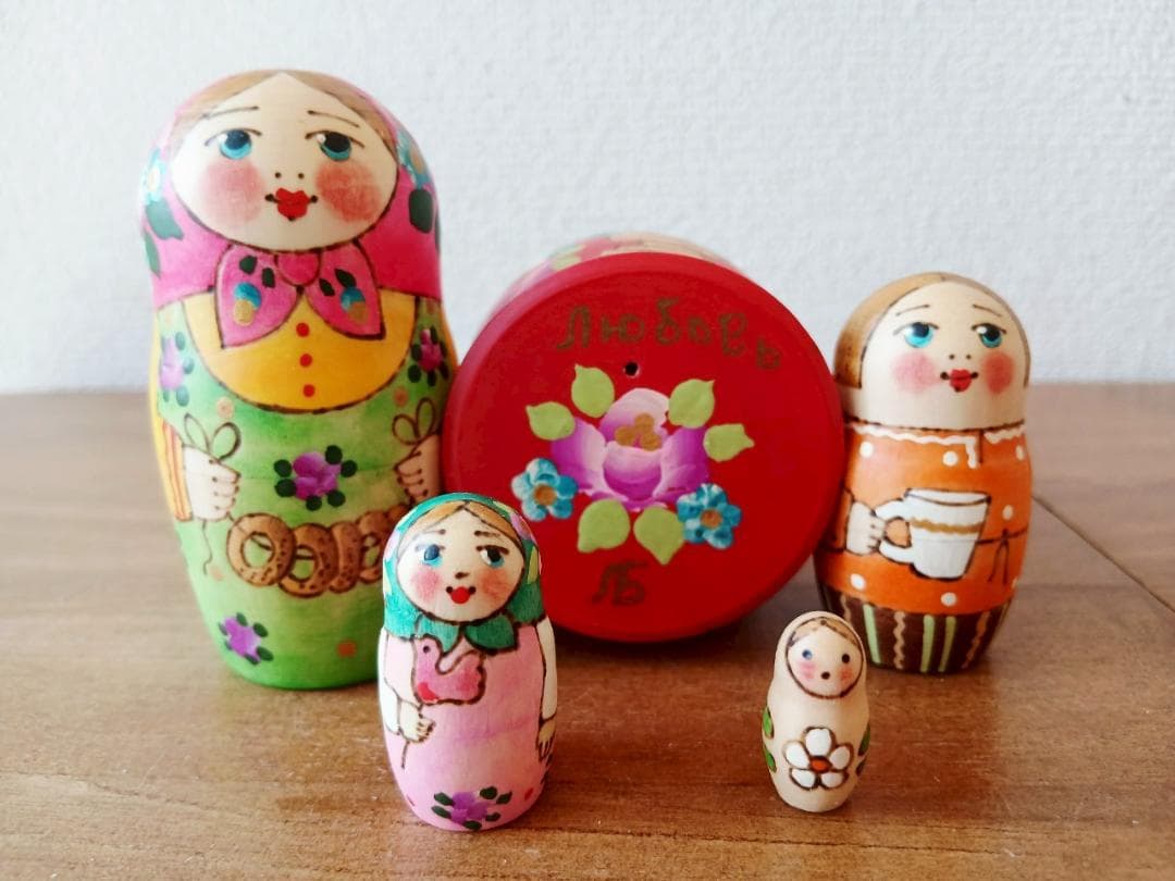 【LYH044】北欧ロシア雑貨 リューバ作のマトリョーシカ　サモワール