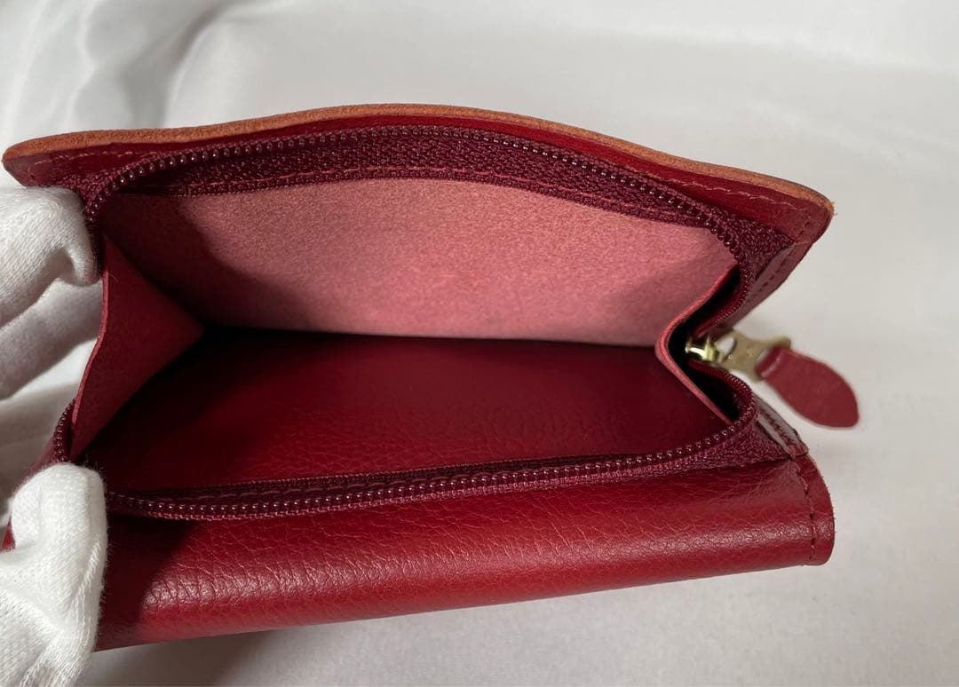 未使用 IL BISONTE イルビゾンテ 三つ折り財布 レザー コンパクト