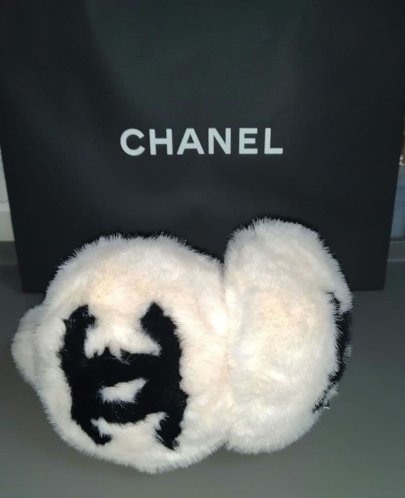 シャネル CHANELイヤーマフ