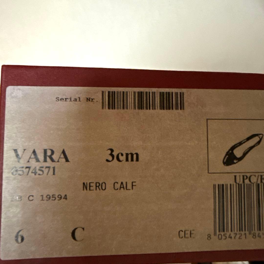 【新品未使用】フェラガモ ヴァラリボン パンプス VARA サイズ6