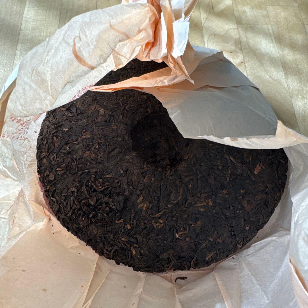 2005年 龍海宮廷 プーアル茶 357g