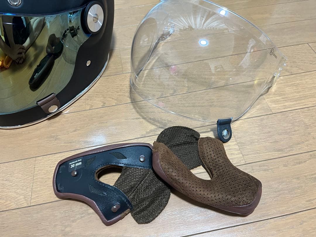 BELL BULLITT Mサイズ