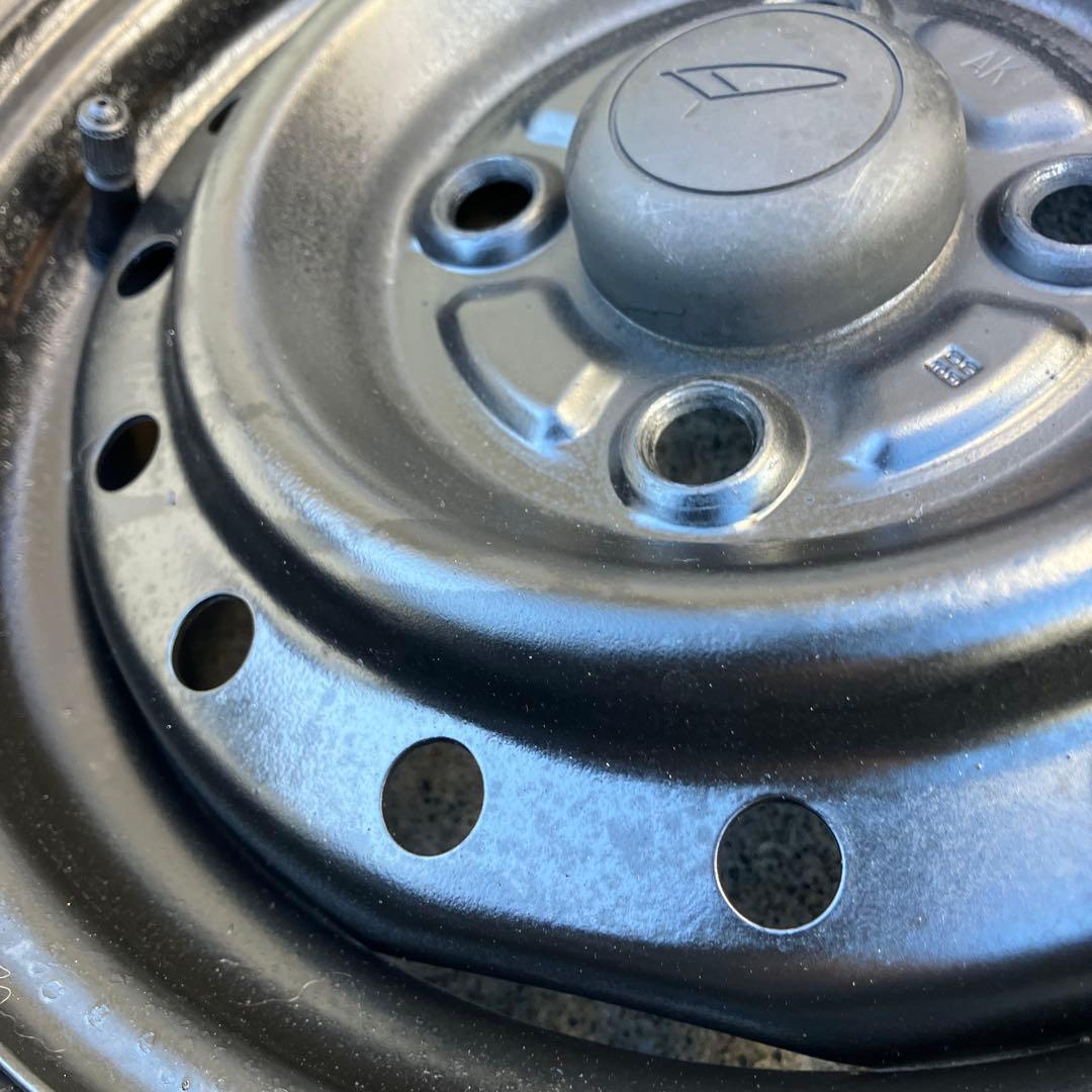 ２本売り12インチ スタッドレスタイヤ 日本製145R12 80 LT貨物用