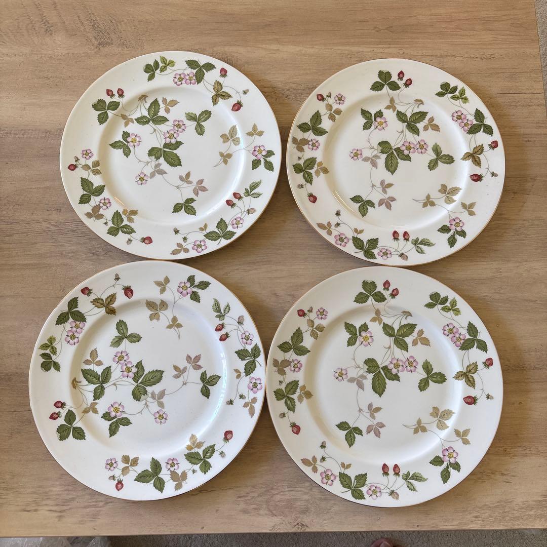 ウェッジウッド ❤︎ワイルドストロベリー大皿皿4枚セット×27cm