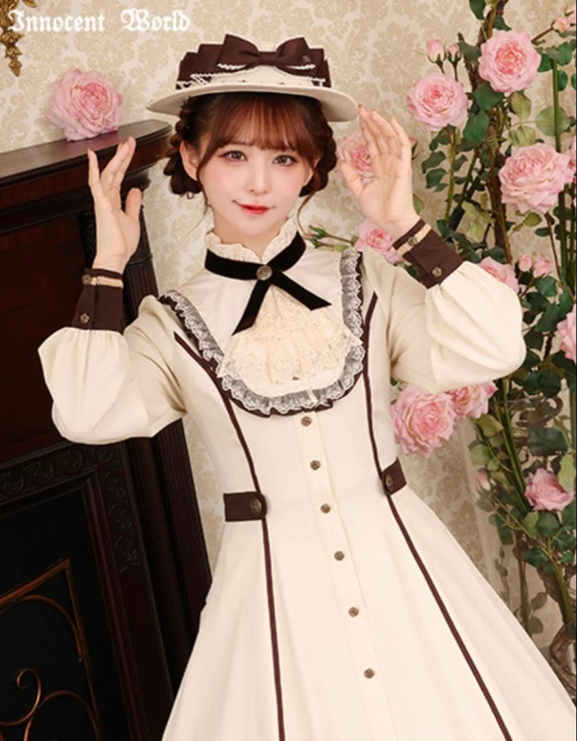 Innocent World イノワ/フルールバッスルドレス（長袖）