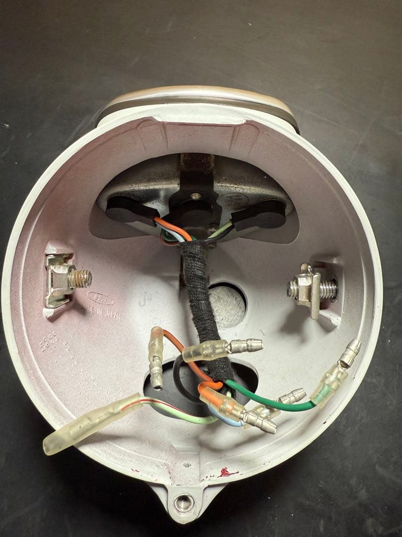 シャリー純正　メーター　ライトケース