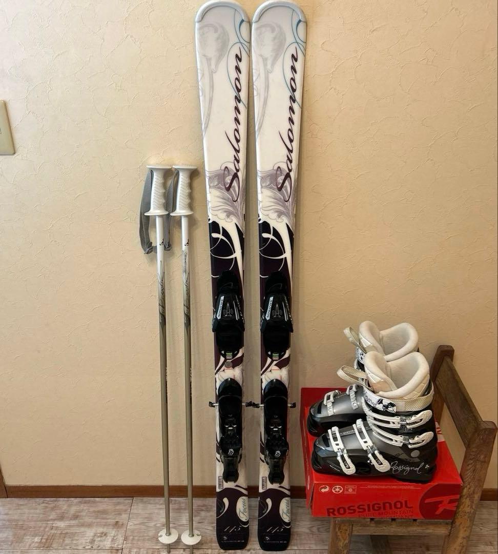 ◾️カービングスキーセット　板145㎝ ブーツ24.5㎝ 女性用　レディース用