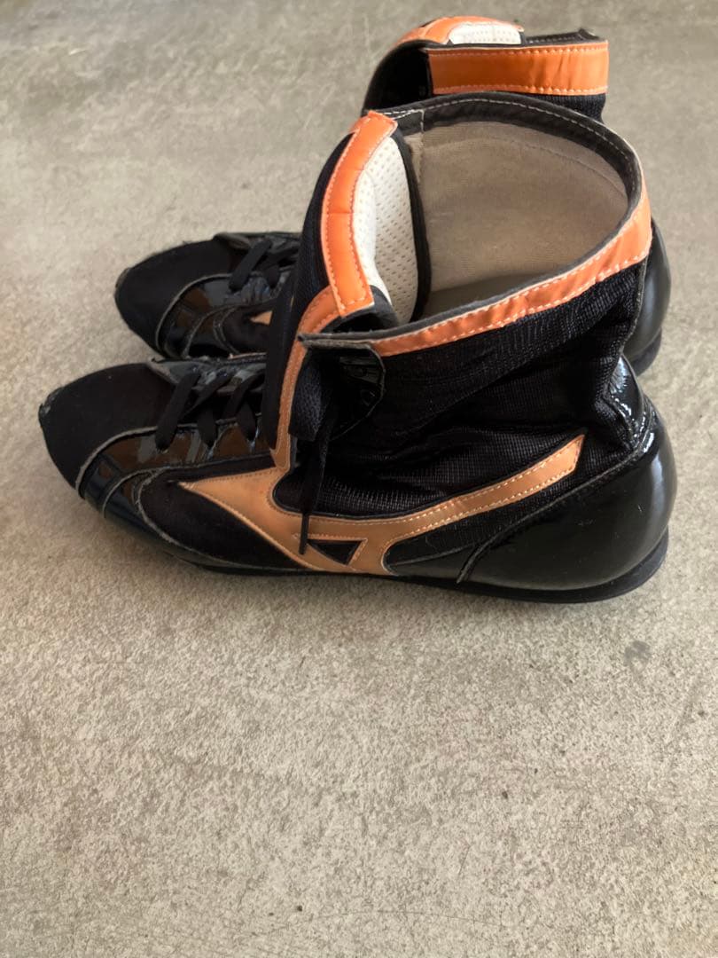 Mizuno ボクシングシューズ 黒/金 26㎝