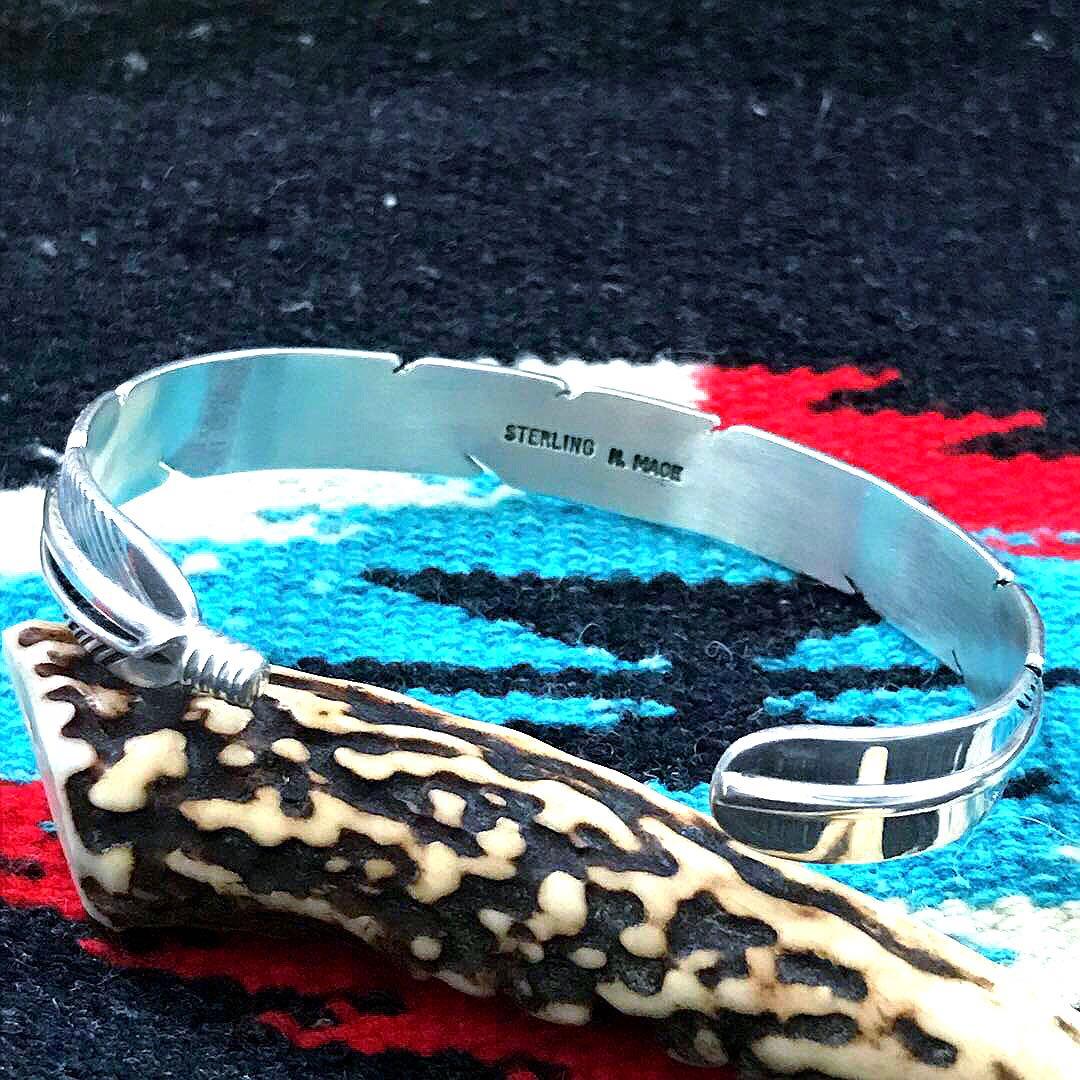 ☆ハル☆ ハーヴィーメイス　　　フェザー　シルバーバングル