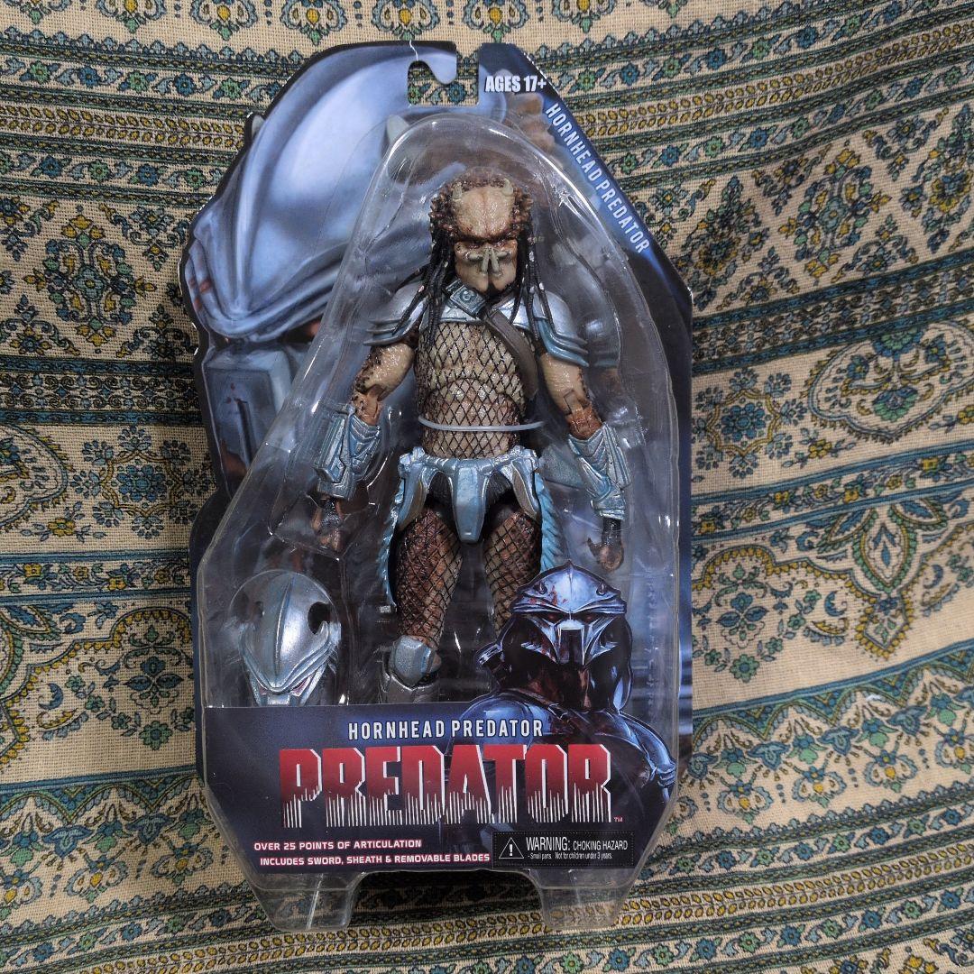 バジンガ　NECA ホーンヘッドプレデター