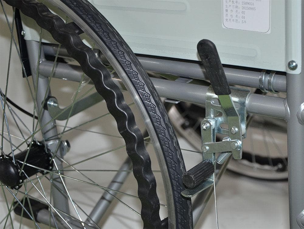 車椅子コンパクト自走介助 車いす 折りたたみ 介助式車椅子 簡易トイレチェック柄