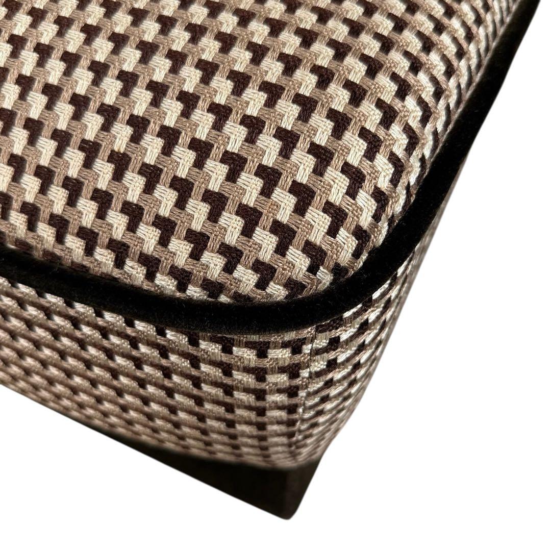 HR788 カリモク60 復刻プレート　総柄　1Pソファ　ベルベット