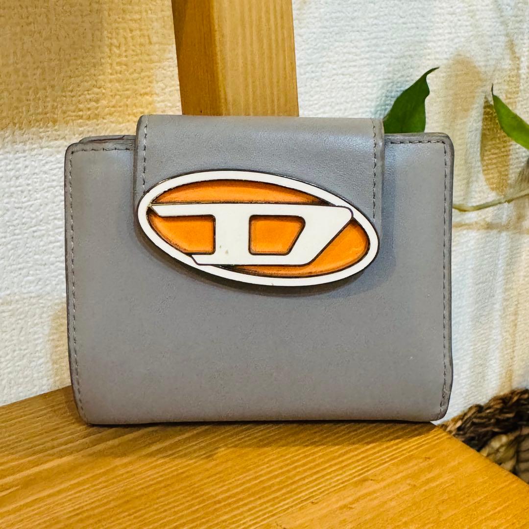 DIESEL ディーゼル 二つ折り財布 グレー バックル