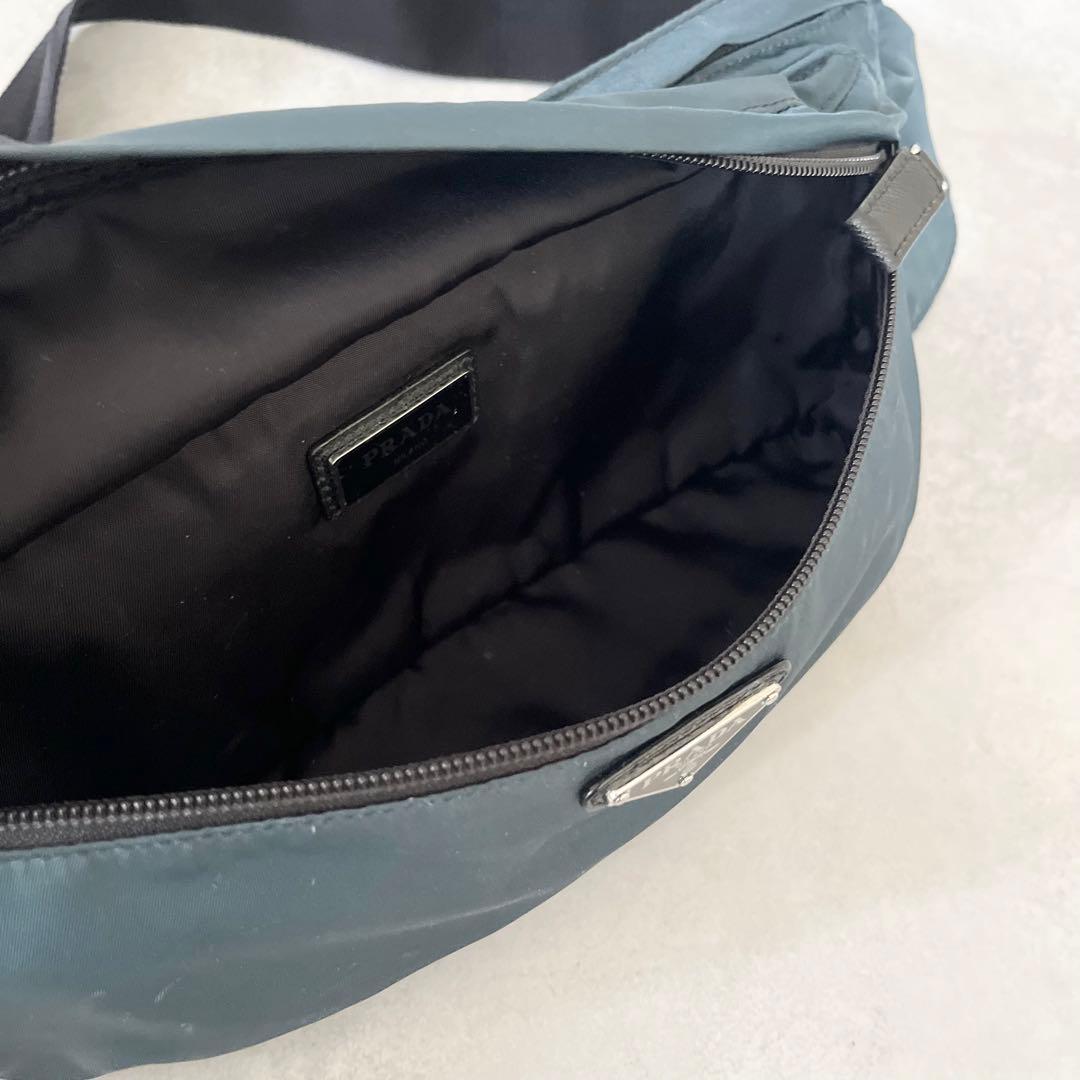 【美品/近年モデル】PRADA ウエストバッグ　ウエストロゴ　サフィアーノレザー