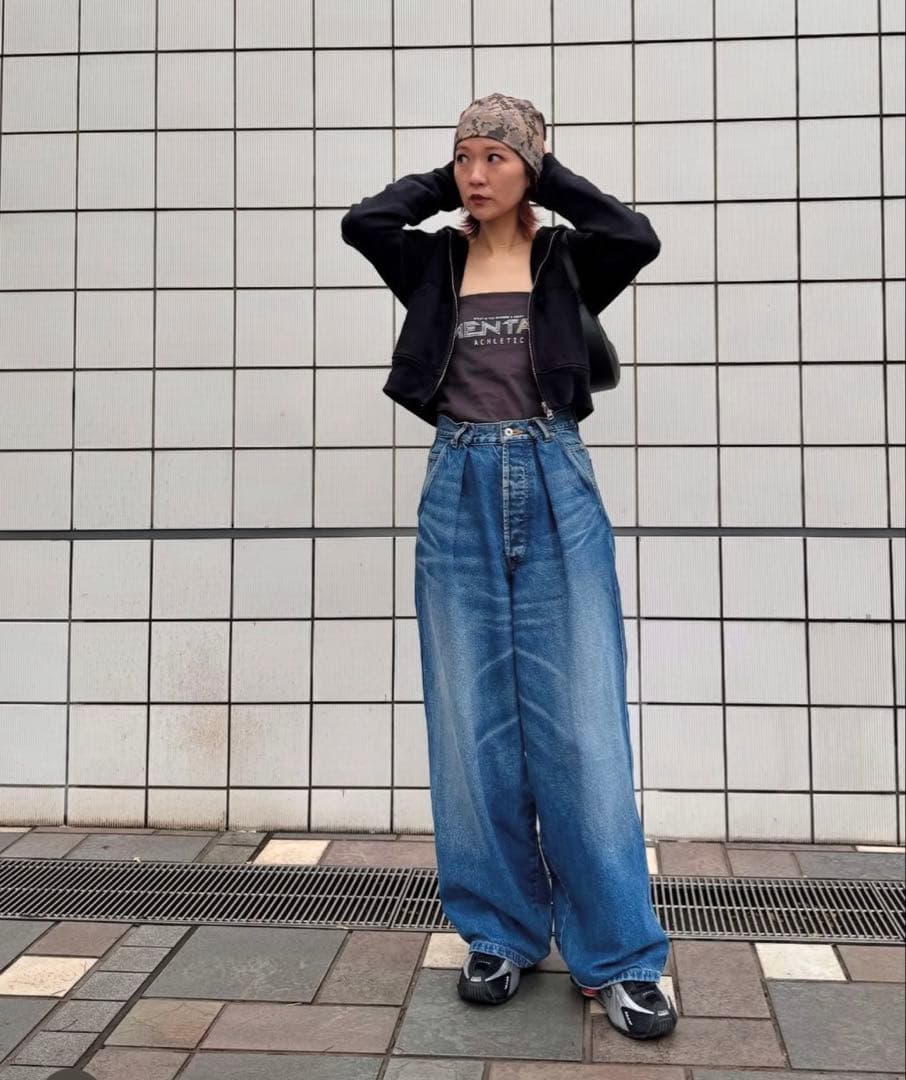 INSCRIRE アンスクリア　タックデニムパンツ