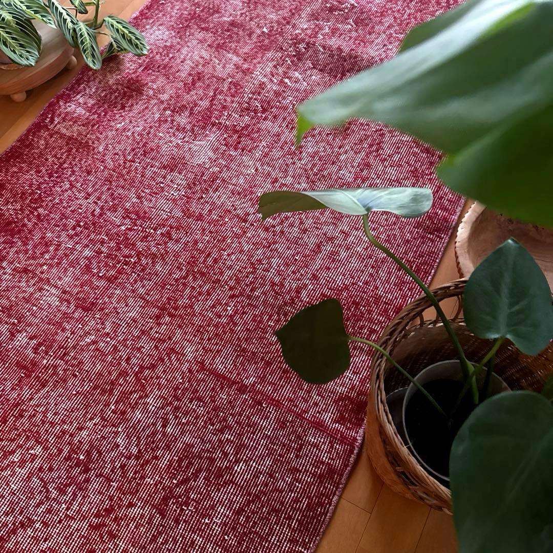 89×189こっくりと深みある赤　レッドワンカラーラグ　トルコヴィンテージラグ