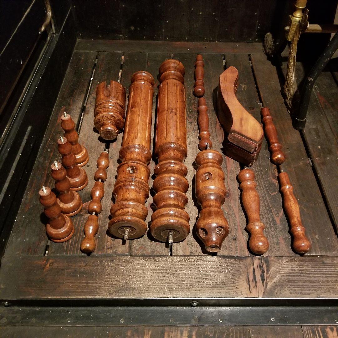 1960's　ヴィンテージ　無垢材　硬木　ウッド　スピンドル　ポール　ハンガー