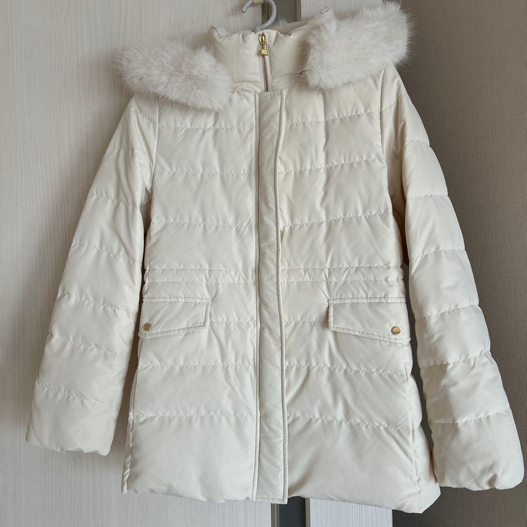 ファー付きダウンミドル丈コート