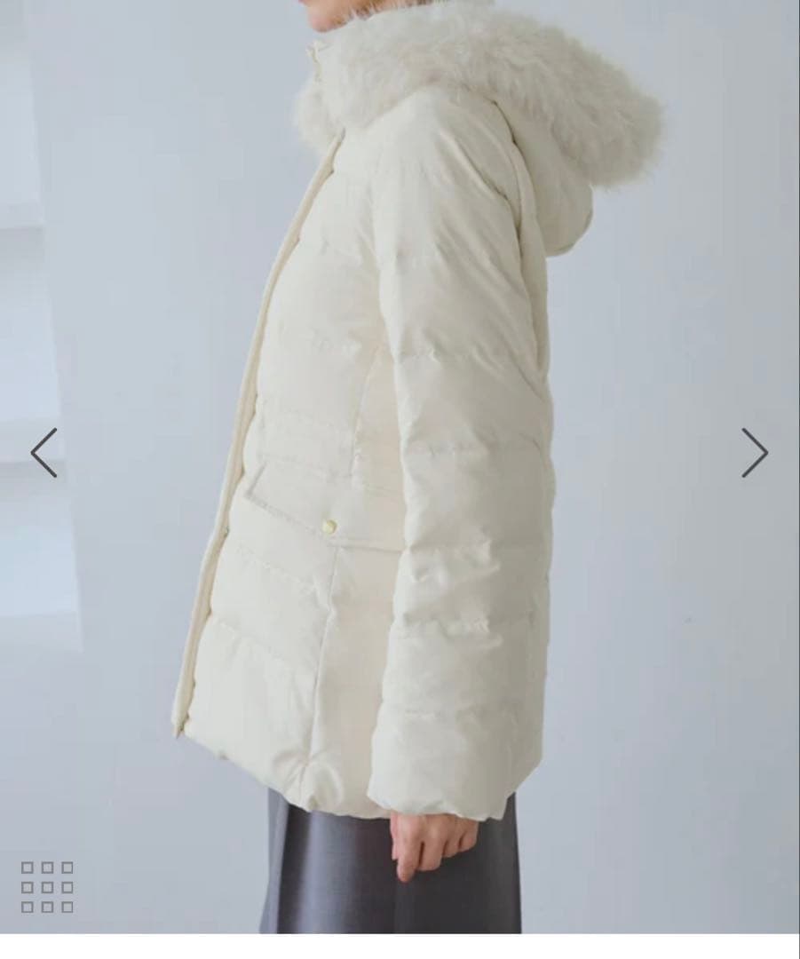 ファー付きダウンミドル丈コート