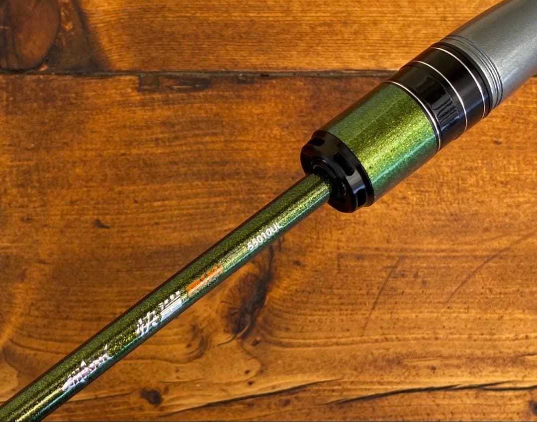 超コンパクト　トラウトロッド　5ft スピニングロッド グリーン　渓流釣り