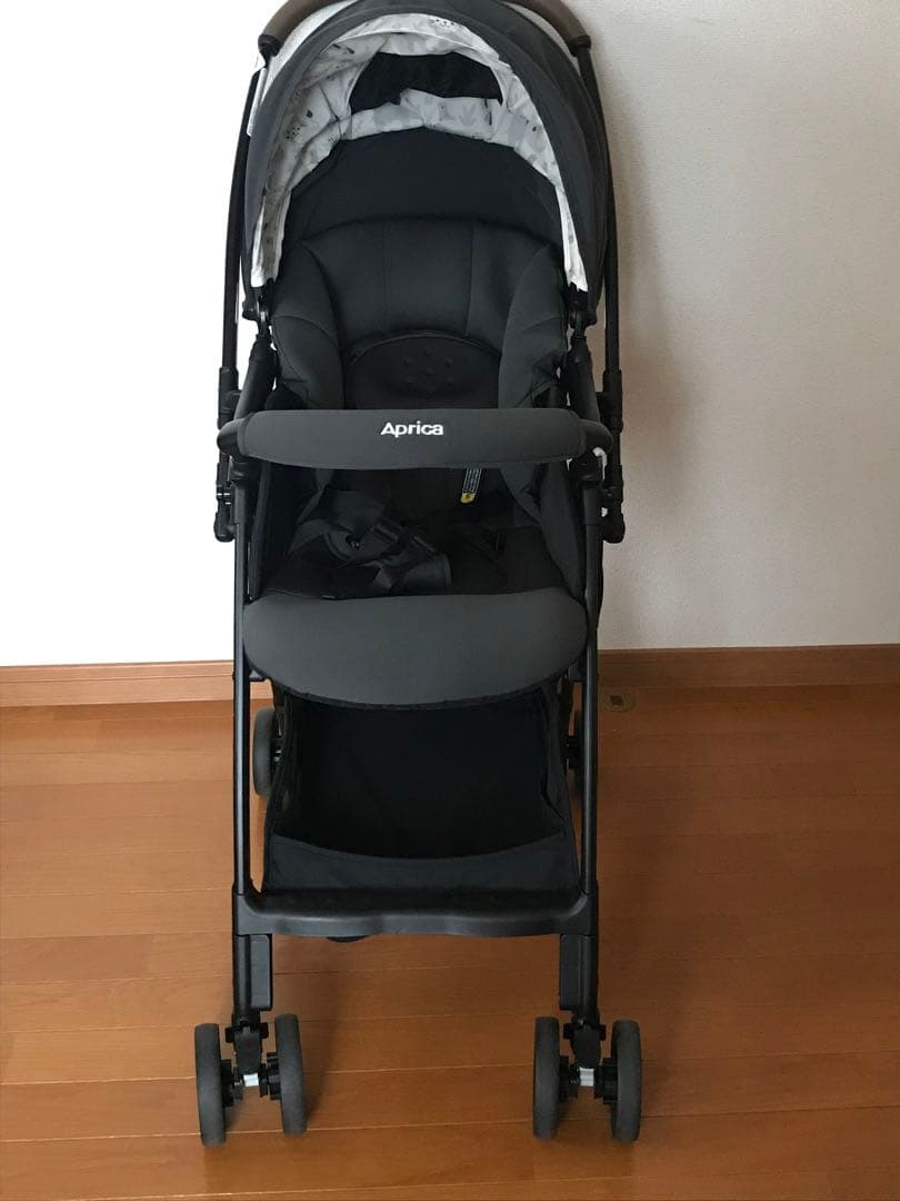 【美品】アップリカ　Aprica ベビーカー　カルーンエアー　人気　可愛い