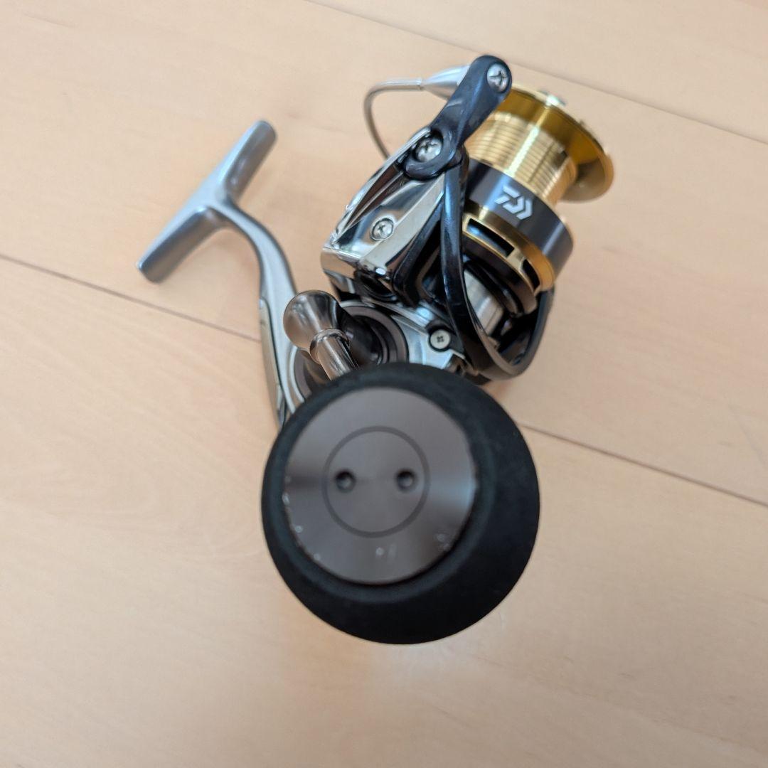 ダイワ　Daiwa　ヴァデル　4000H　リール