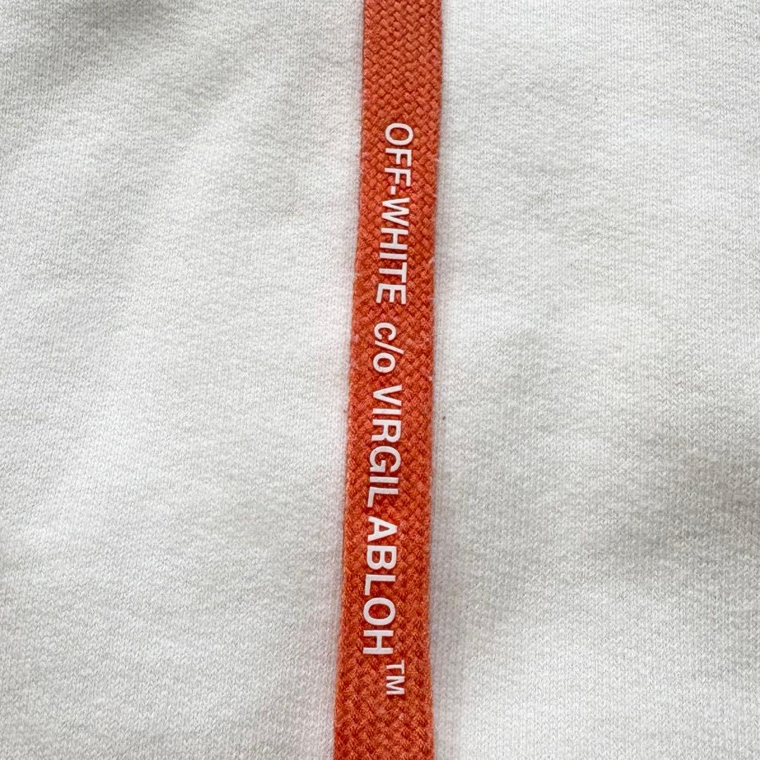 エース ✨美品✨オフホワイト　クロスアロー　パーカー　フーディ　バックロゴ